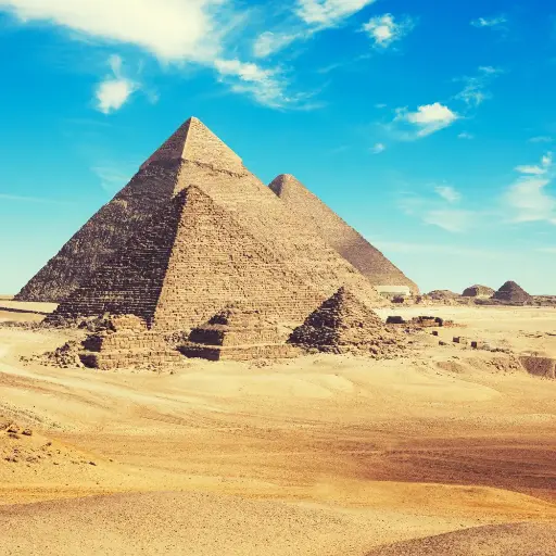 Cairo, Giza, Luxor, Dandara, Abydos, Hurgada, Desierto Blanco y El Desierto Negro